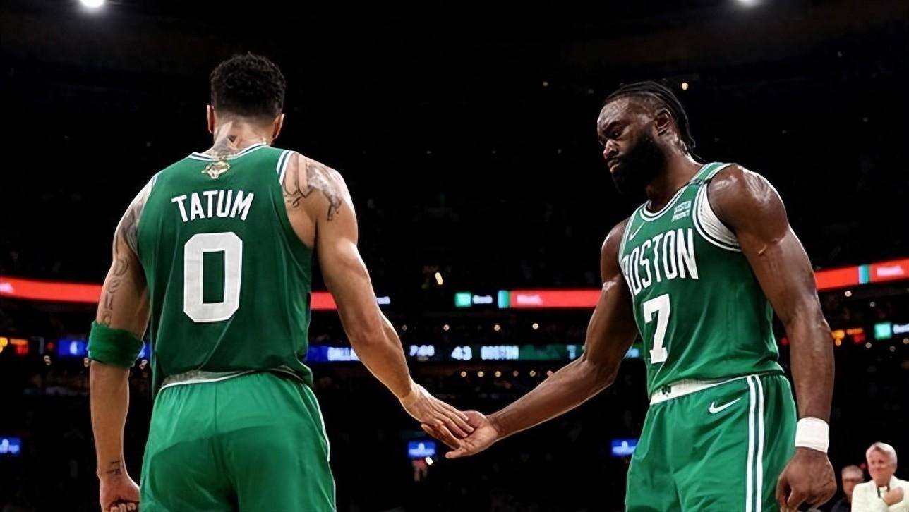 亚云体育官网-关于塔图姆重返赛场,败北首场状态出色,法国队观众沸腾!上演精彩一战的信息