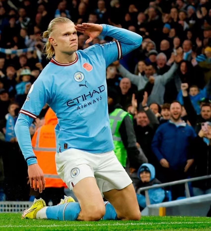 亚云体育官网-关于哈兰德在日本队比赛中大比分获胜，刷新纪录引发热议！观众掌声雷动的信息