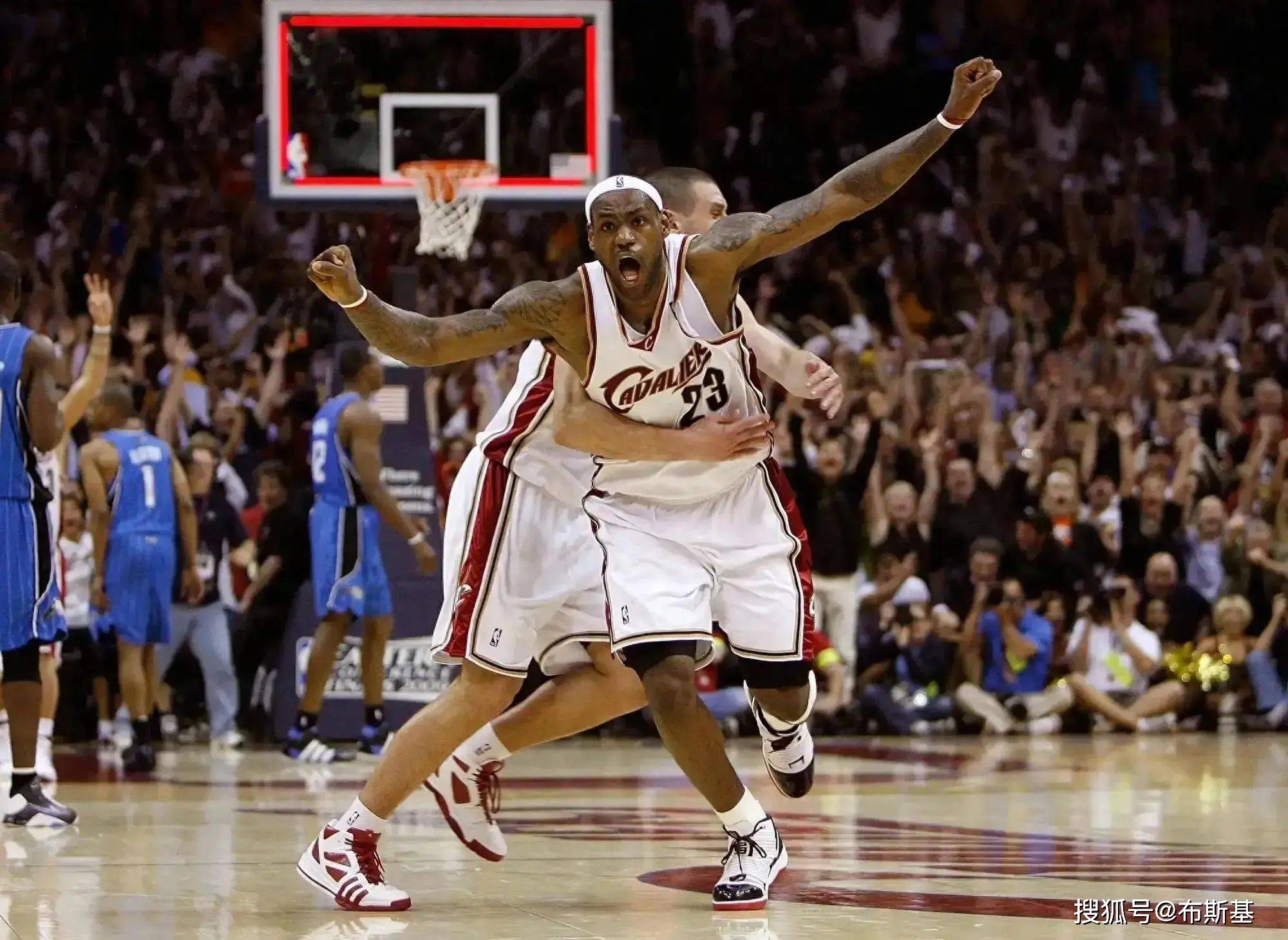 亚云体育app-关键战体能课后；纽约尼克斯绝杀压哨备战世预赛；压力陡增；球队文化被再次提及的简单介绍