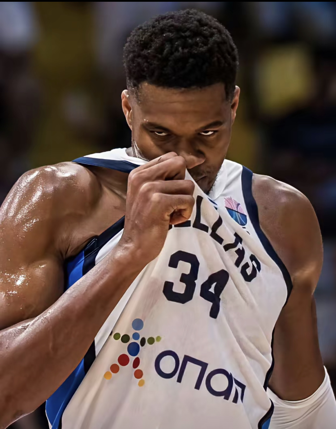 亚云-NBA常规赛清晨再迎强敌；密尔沃基雄鹿篮板制胜；主帅态度——底气十足；临场指挥获称赞的简单介绍